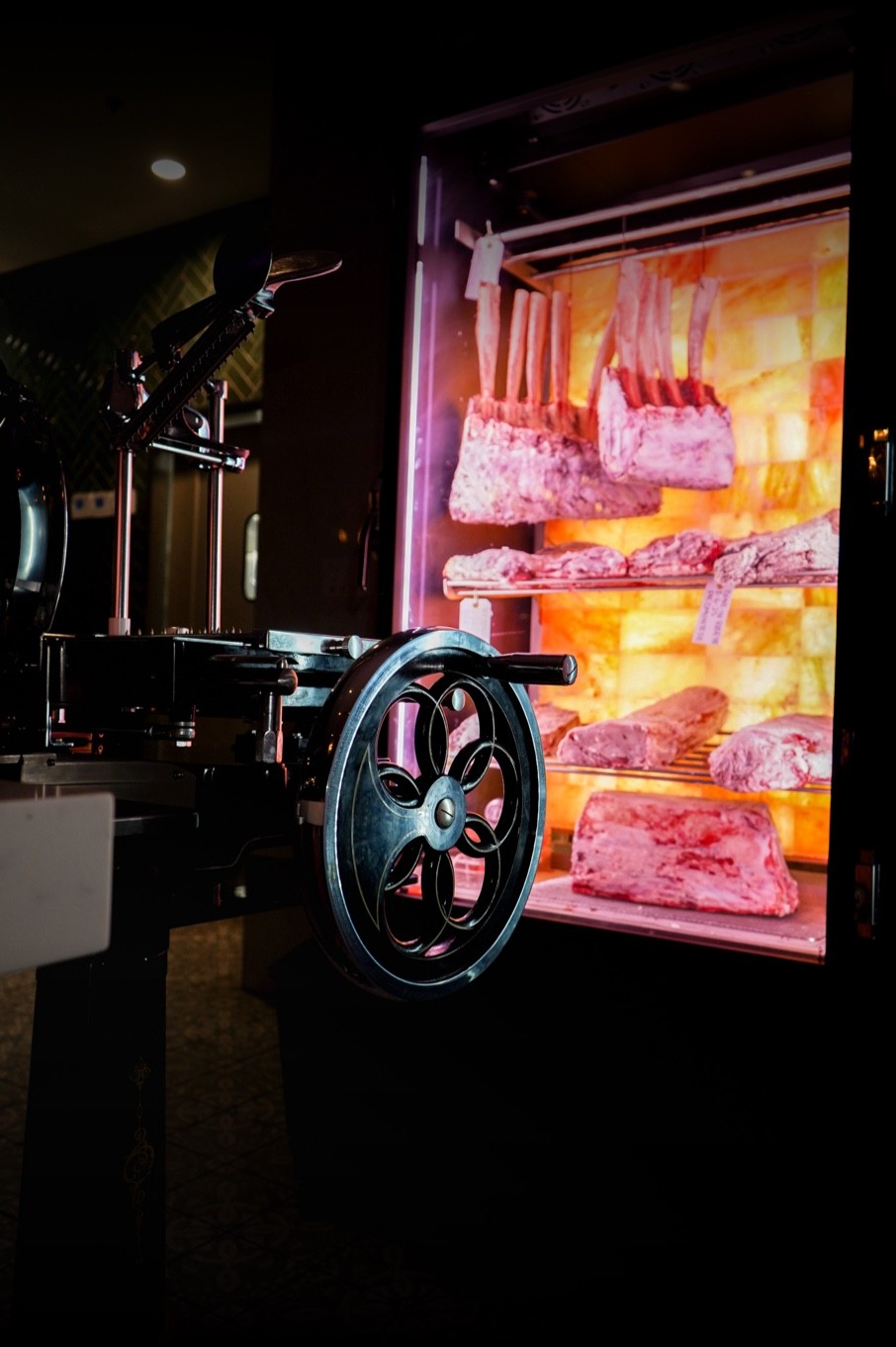 Italian Steakhouse in Southwest Las Vegas — Sgrizzi Ristorante
